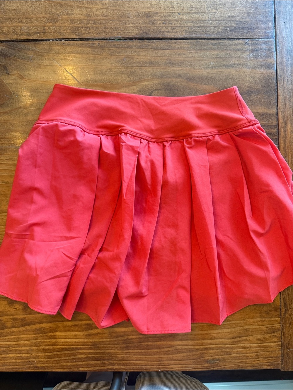 Old navy Women’s Pleated Athletic Skirt in Bright Red